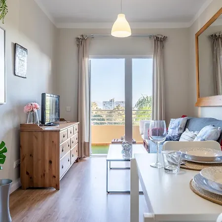Malagasuite Views House Pool 아파트 *