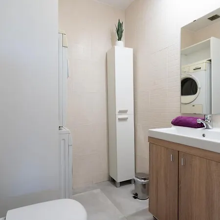 Malagasuite Views House Pool 아파트